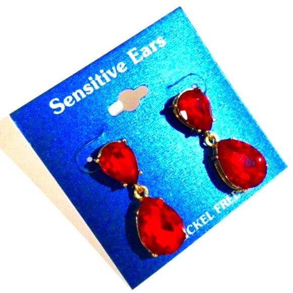 Elegant Gold tone Red Stone Crystal Drop Earrings - Women's Fashion Jewelry - Picture 1 of 8